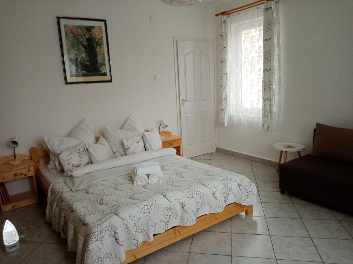 Eoetvoes Nyaralo Villa Siofok Dış mekan fotoğraf